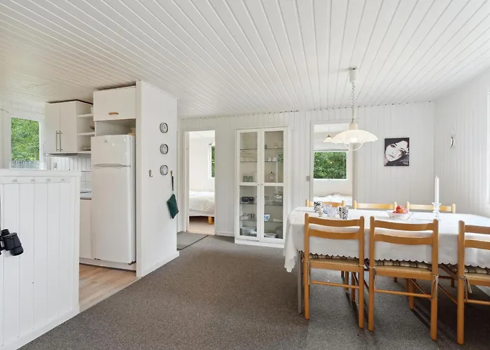 Gorgeous In With Kitchen