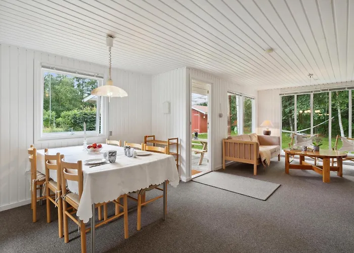 Gorgeous In With Kitchen